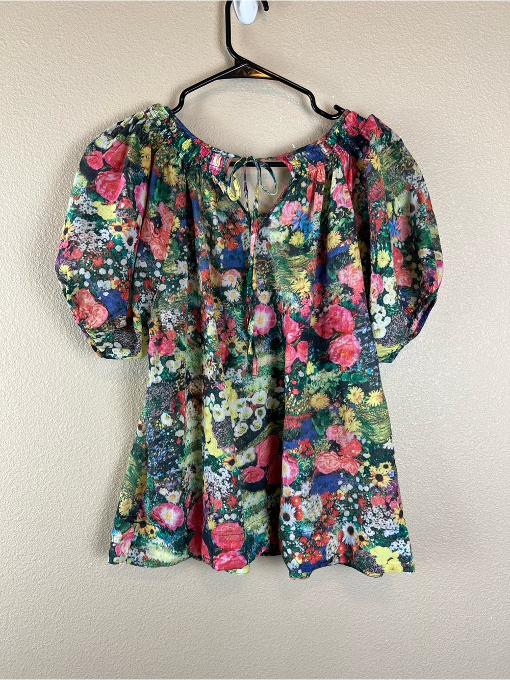 philosophy floral puff sleeve tie back blouse - Picture 2 of 9